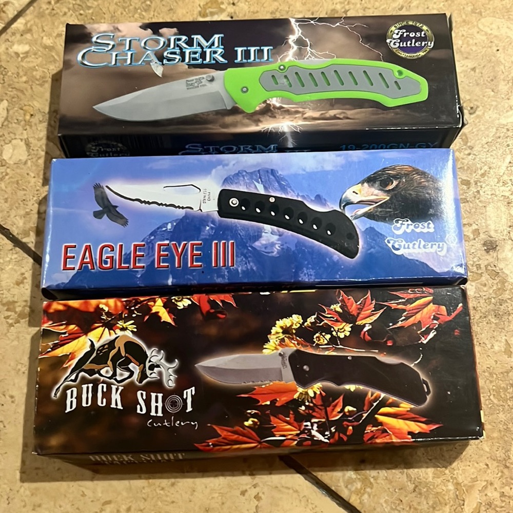 3 Knives Frost Cutlery